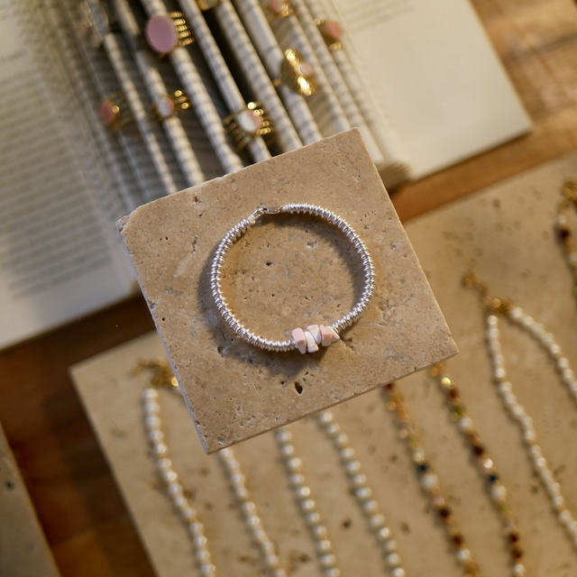 Œuvre présentée 1 — Mataari Jewelry